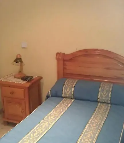 Restaurante El Chato 게스트하우스 El Barraco